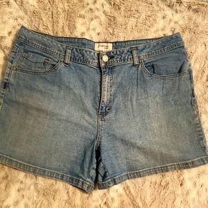 St. John’s Bay Jean Shorts STRETCHY